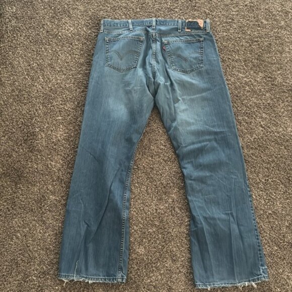 Levi's 527 38 x 32 Light Wash Low Bootcut Jeans - Picture 5 of 10